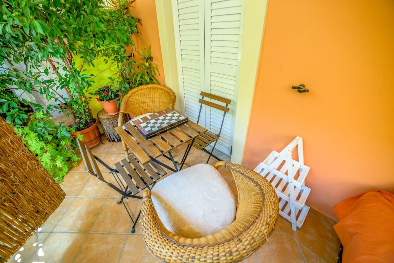 Menecrates Rustic Retreat Apartment Ágios Matthaíos Exterior foto